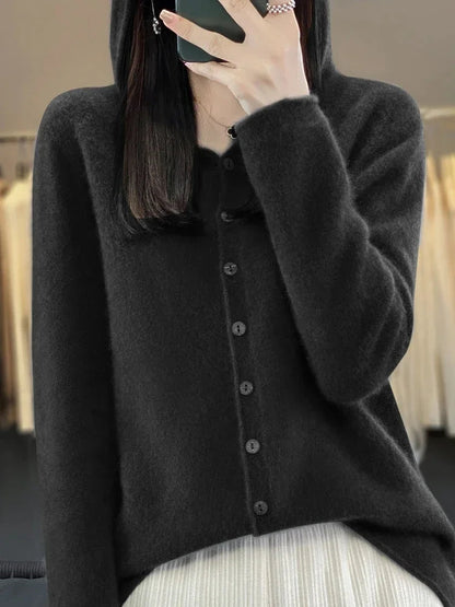 Emilia - Myk og Varm Kasjmirstrikkegenser med Hette og Knapper