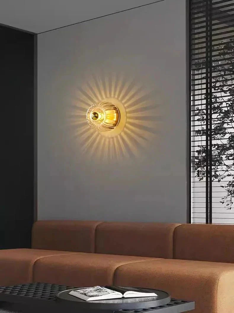 LumeForm - Slanke Bauhaus-inspirerte vegglamper for moderne rom