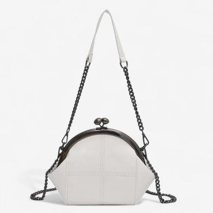 Carina – Skulderveske med Stor Kapasitet og Kjede