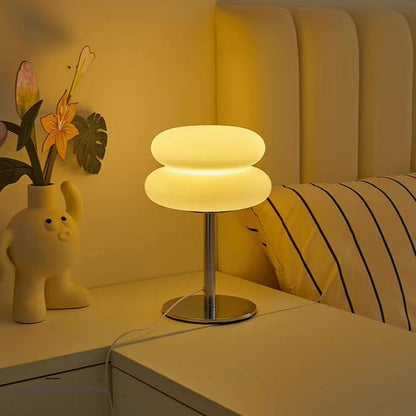 CloudGlow - Retro-inspirert LED-lampe med justerbar lysintensitet
