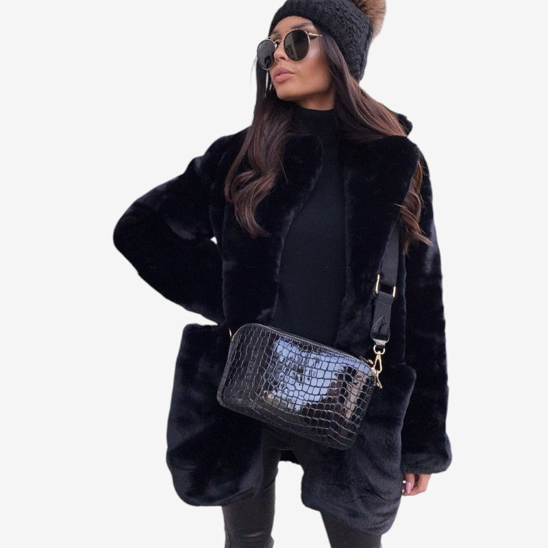 Emma – Lang kåpe med sidelommer og jakkeslag