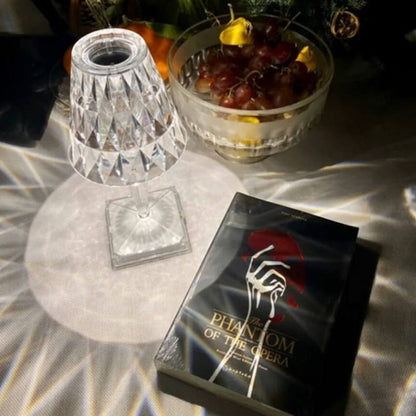 GlowNest – Oppladbar Krystall Bordlampe med Berøringskontroll