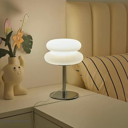 CloudGlow - Retro-inspirert LED-lampe med justerbar lysintensitet
