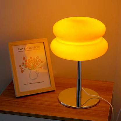 CloudGlow - Retro-inspirert LED-lampe med justerbar lysintensitet