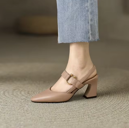 Sophia - Spiss tå med ankelstøtte og slingback-hæler