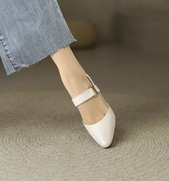 Sophia - Spiss tå med ankelstøtte og slingback-hæler
