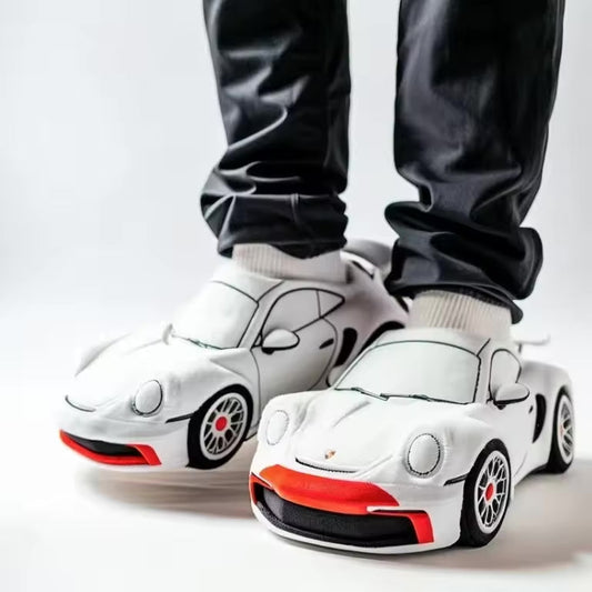 GearDrive - Tøfler med sklisikker såle og bilinspirert design
