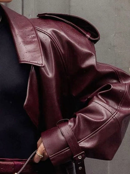 Isa - Kort jakke med lange ermer og nedslått krage