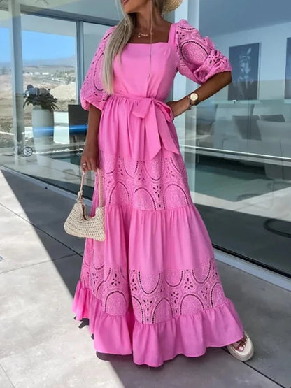 Livia - Elegant A Line Maxikjole med blonder og belte