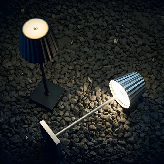 AuraLite - oppladbart USB-lys med smart touch-funksjonalitet
