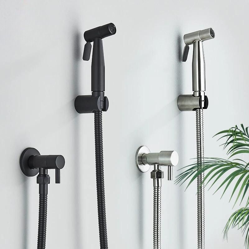 AquaFlow - dusjhode med justerbart trykk og sprutfri design