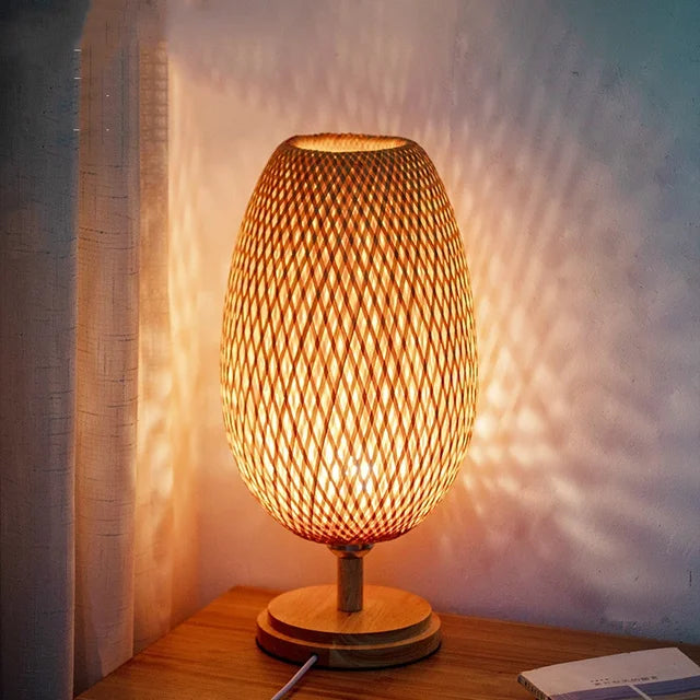 NatureGlow - Unik bordlampe i bambus for et varmt og innbydende hjem