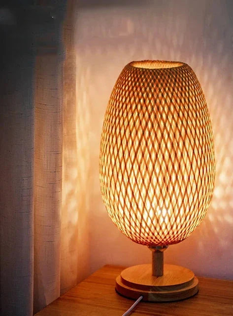 NatureGlow - Unik bordlampe i bambus for et varmt og innbydende hjem