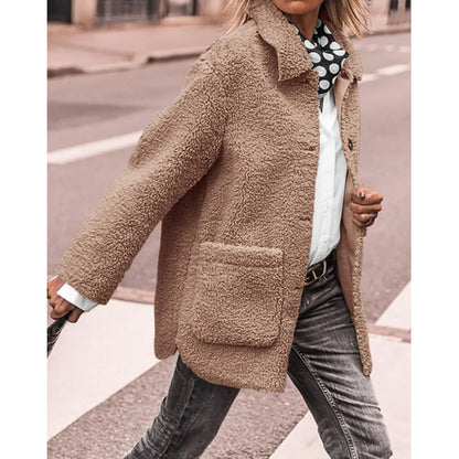 CozyGrace - Myk kåpe med knappelukking