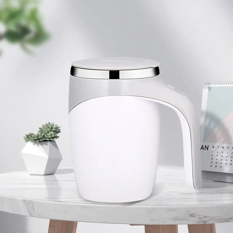 MixMaster - Selvrørende kopp for uanstrengt drinkblanding