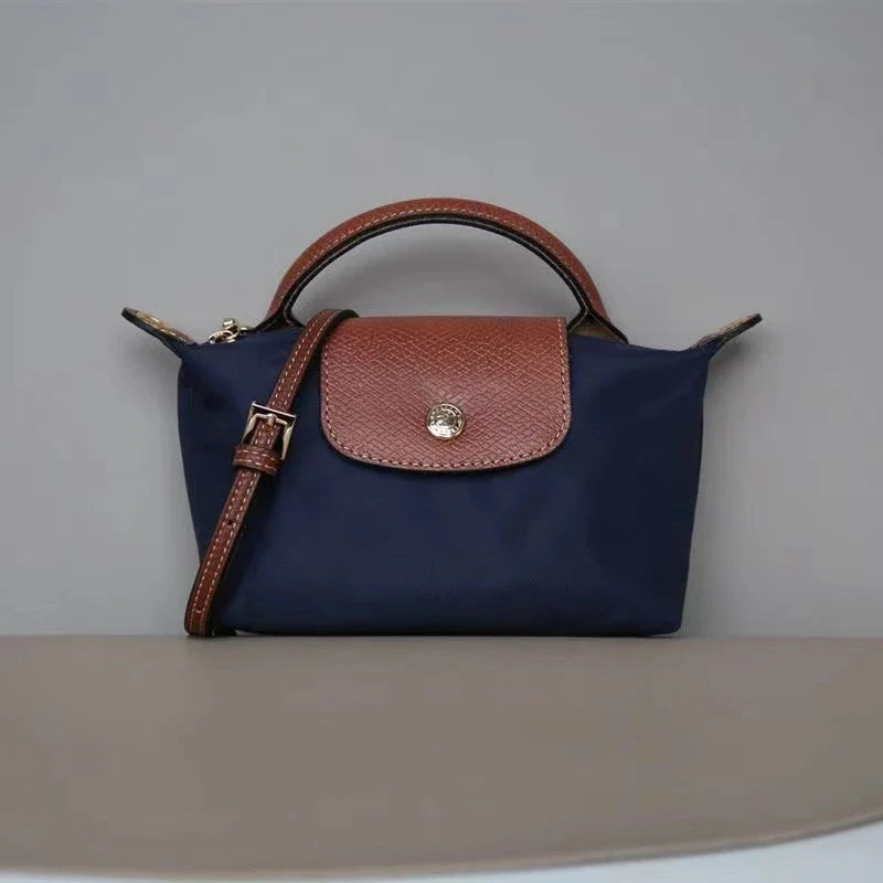 Julia - Justerbar skulderveske for praktisk eleganse