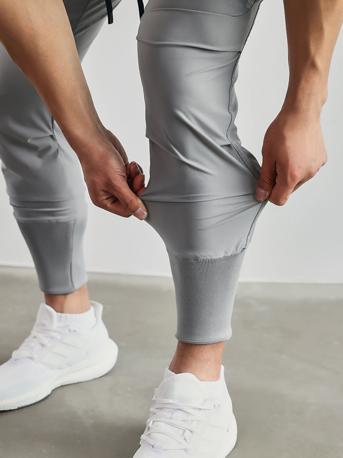 Liam - Sportsbukser med stretchy design og funksjonelle lommer