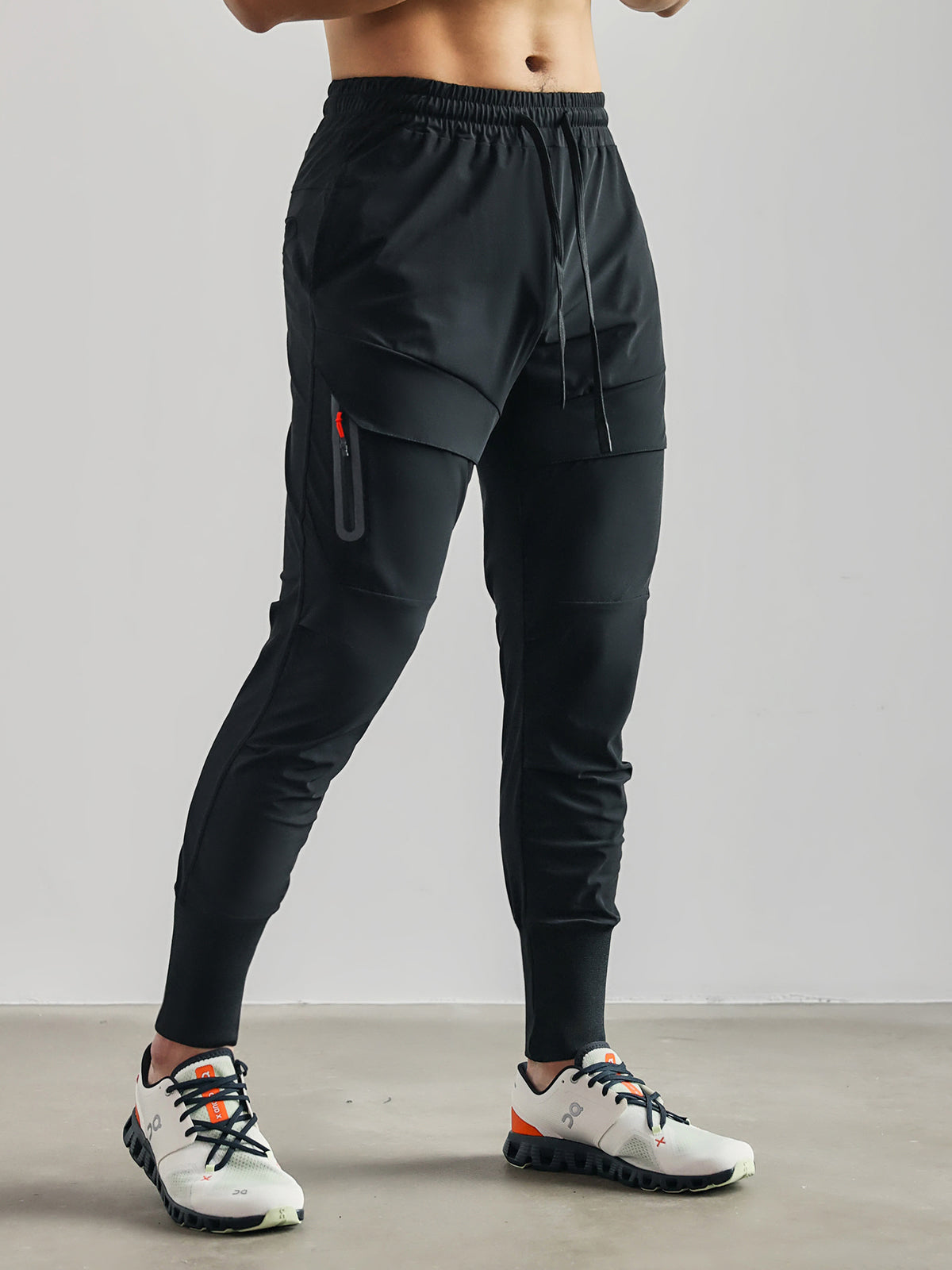 Liam - Sportsbukser med stretchy design og funksjonelle lommer