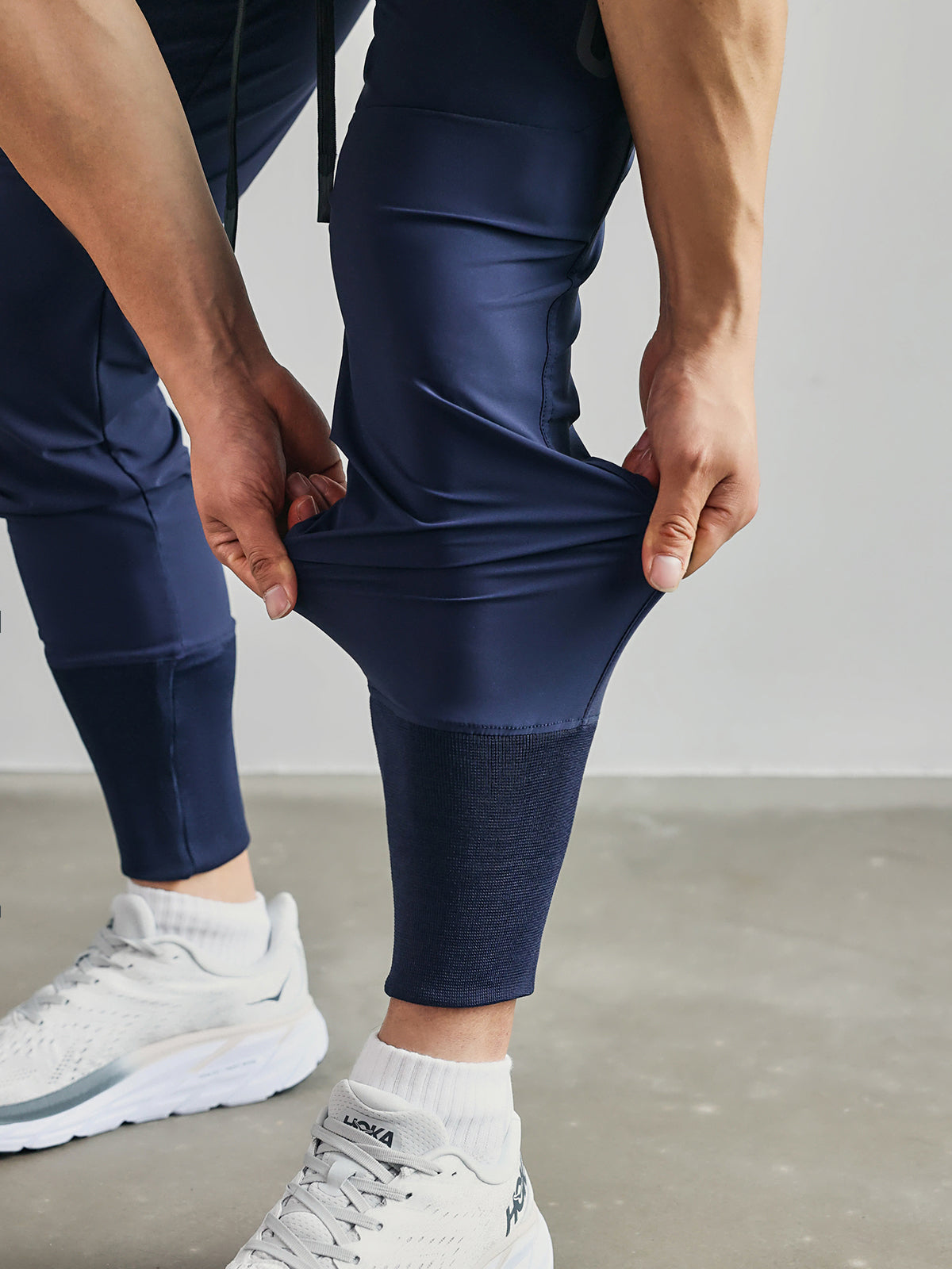 Liam - Sportsbukser med stretchy design og funksjonelle lommer