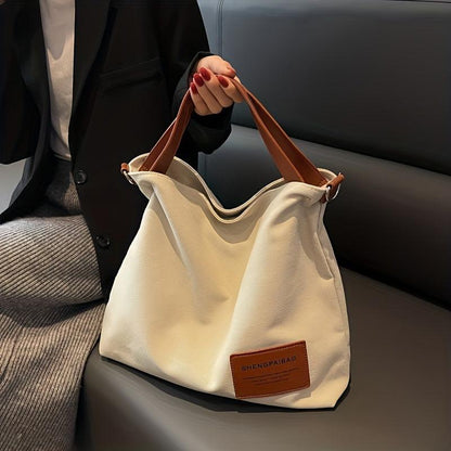 AdeleBag - elegant skulderveske i lerret for en moderne livsstil