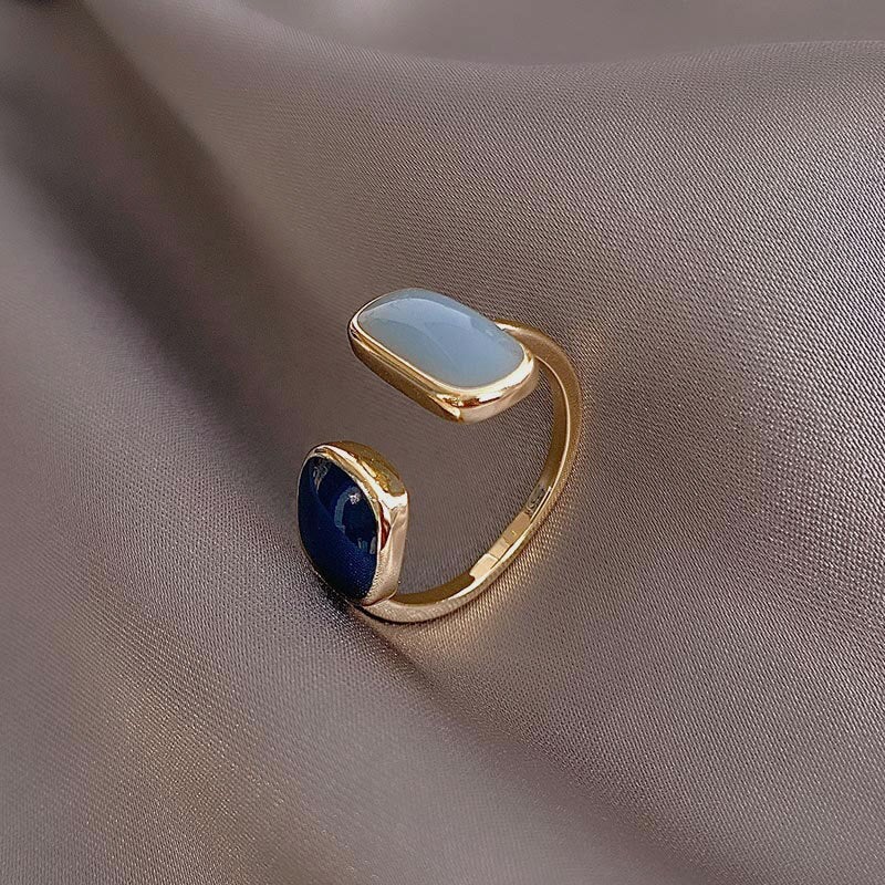 ClassicGleam - 18K Gullbelagt retro firkantet ring med oljedryppende design