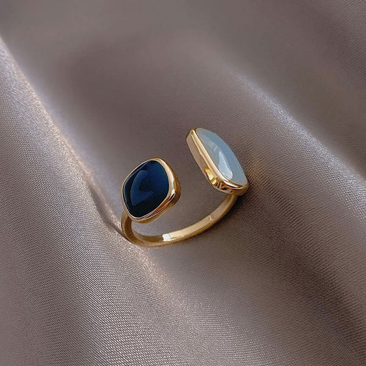 ClassicGleam - 18K Gullbelagt retro firkantet ring med oljedryppende design