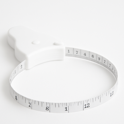 InstaMeasure - Selvretraktende målebånd med doble markeringer for presis måling