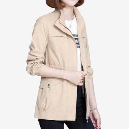 Melinda - Vindjakke med Stående Krage og Glidelås