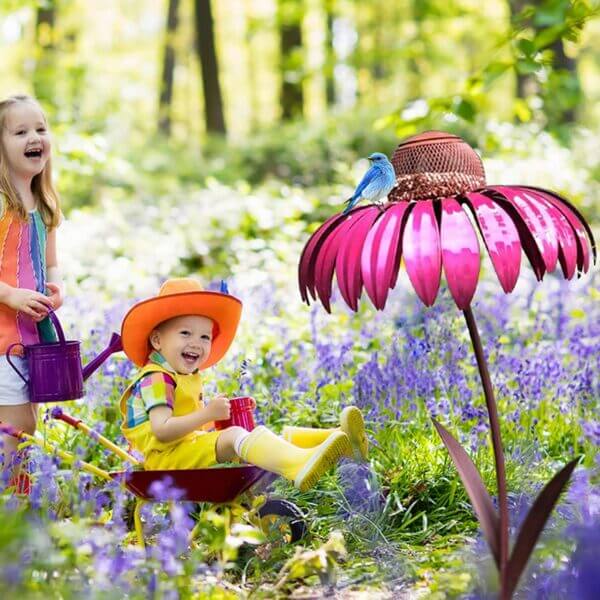 Aspen - Coneflower Bird Feeder med elegant blomsterdesign tiltrekker seg ville fugler