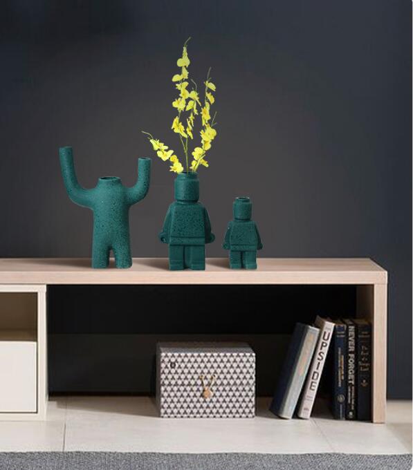 RoboBloom - Robotblomstvase med futuristisk design for leken dekorasjon