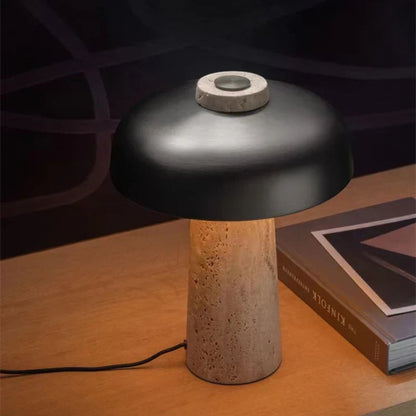 TerraLume – Moderne bordlampe med rå teksturert finish
