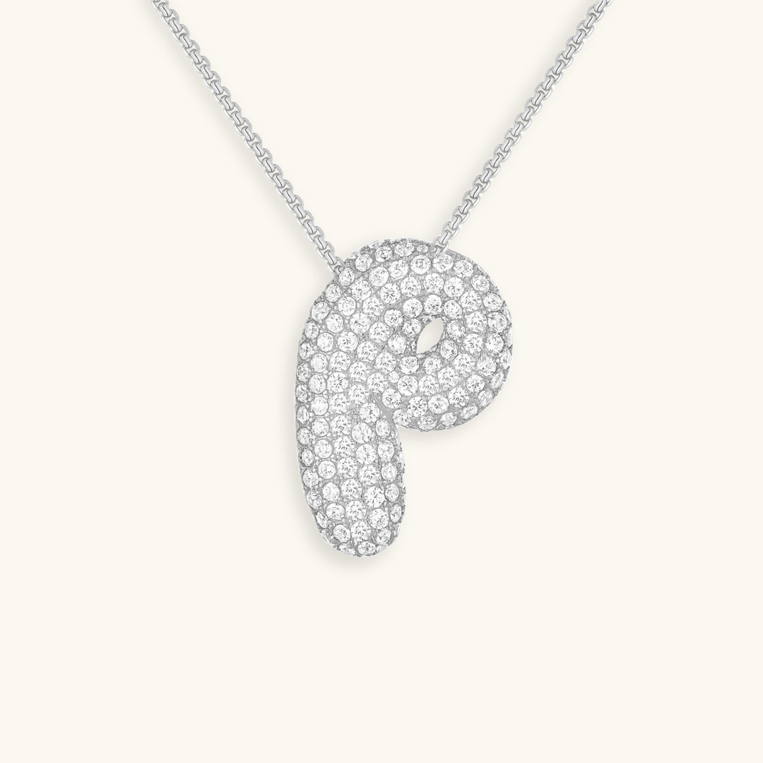 Luna - Fasjonabelt kjede med bobleinitialer og diamantinspirert design