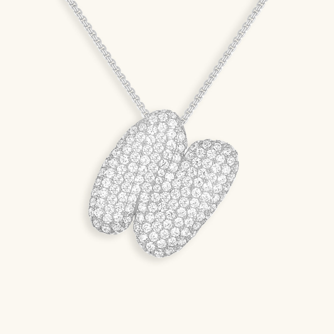 Luna - Fasjonabelt kjede med bobleinitialer og diamantinspirert design