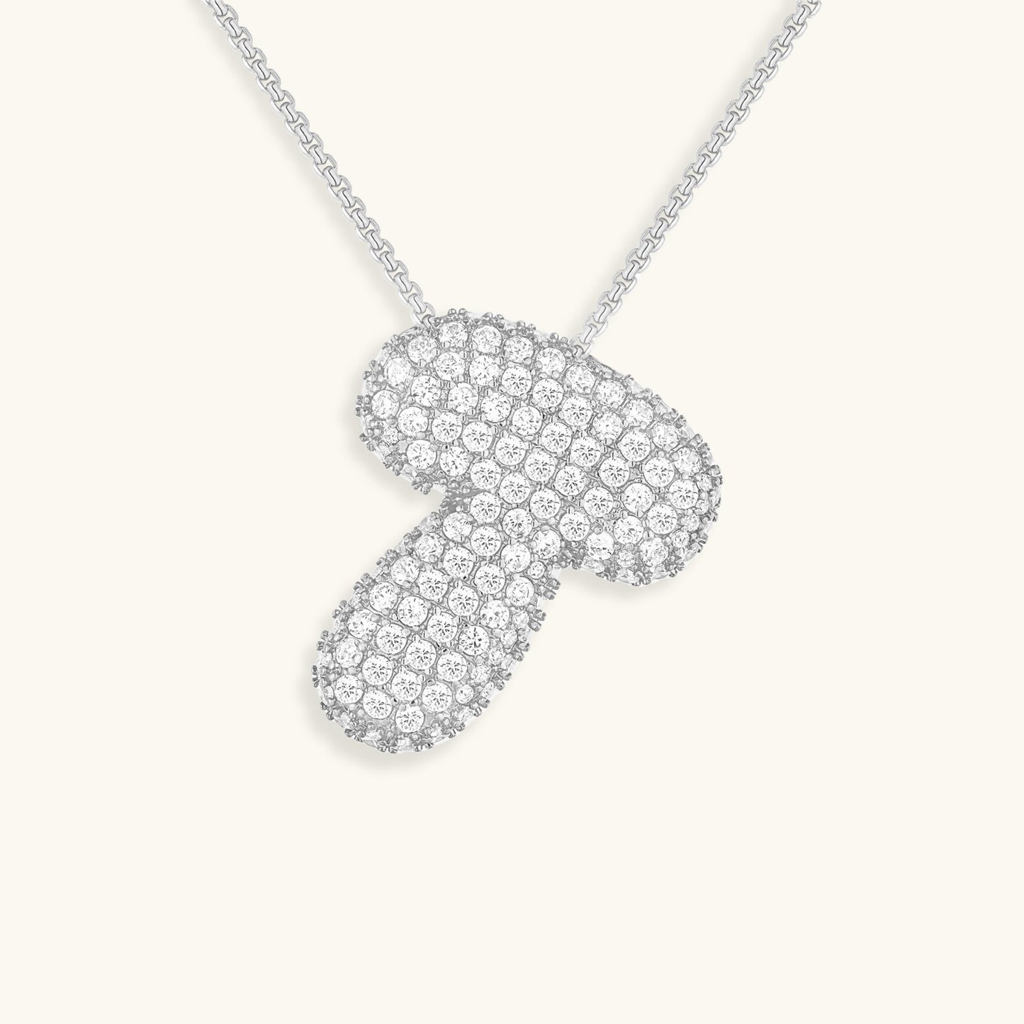 Luna - Fasjonabelt kjede med bobleinitialer og diamantinspirert design
