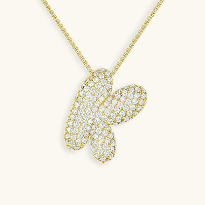 Luna - Fasjonabelt kjede med bobleinitialer og diamantinspirert design