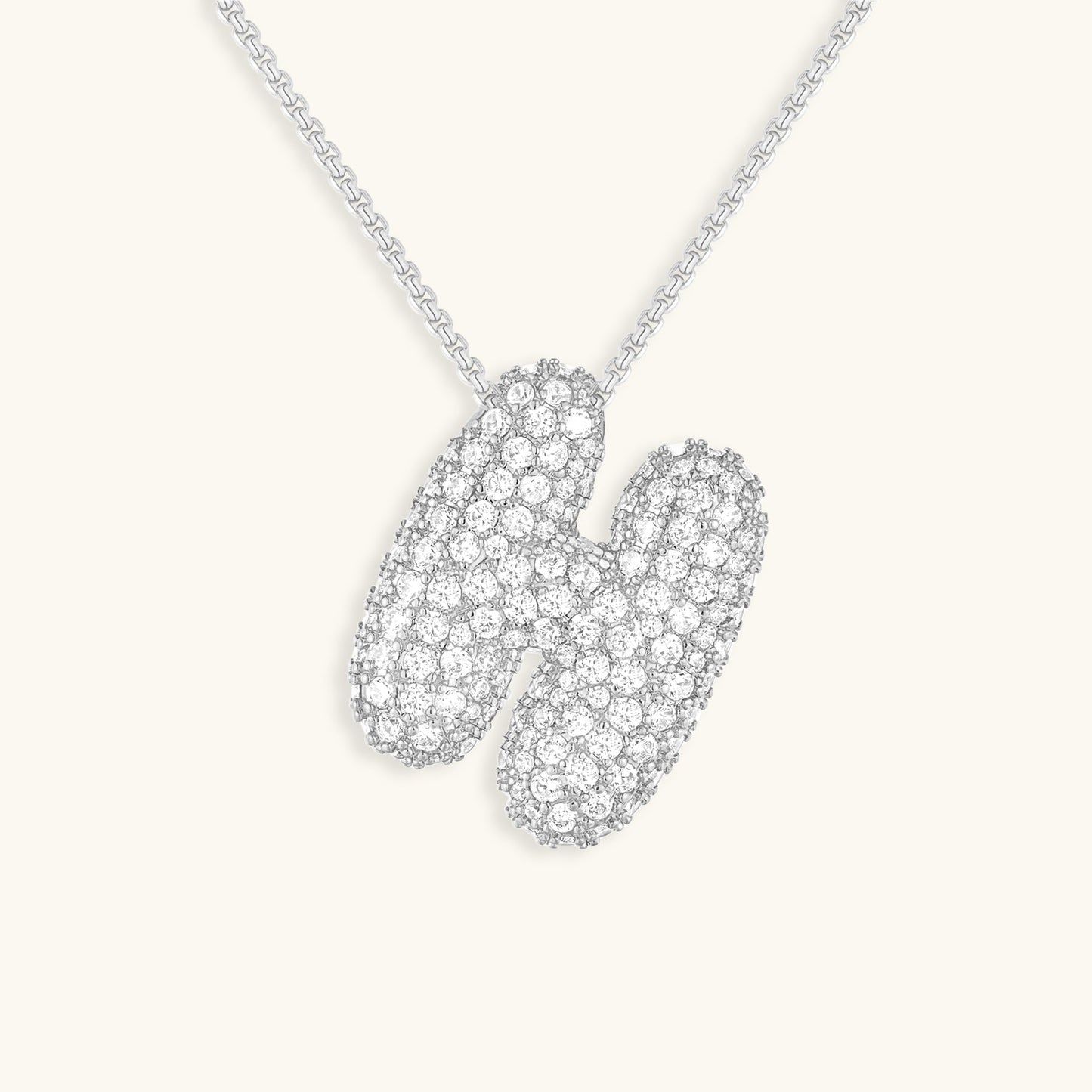Luna - Fasjonabelt kjede med bobleinitialer og diamantinspirert design