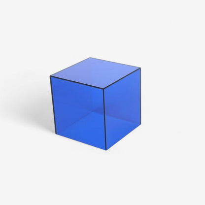 AcriForm – Utstillingsboks med Femsidig Gjennomsiktig Struktur