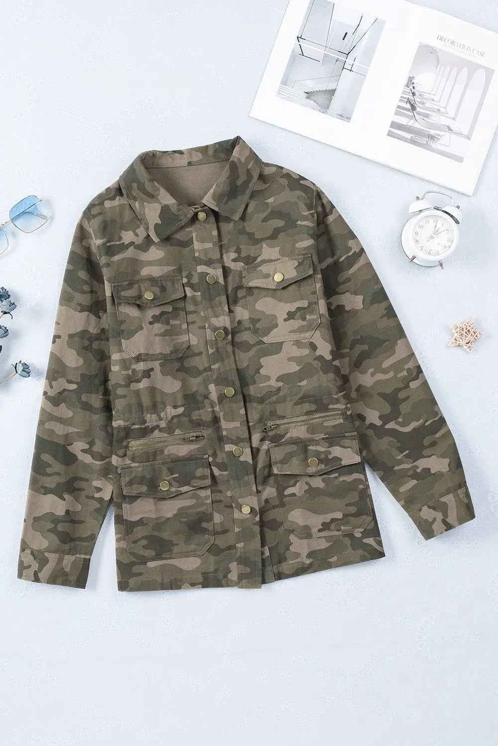 Victoria - Camo-jakke med justerbar midje og flere lommer