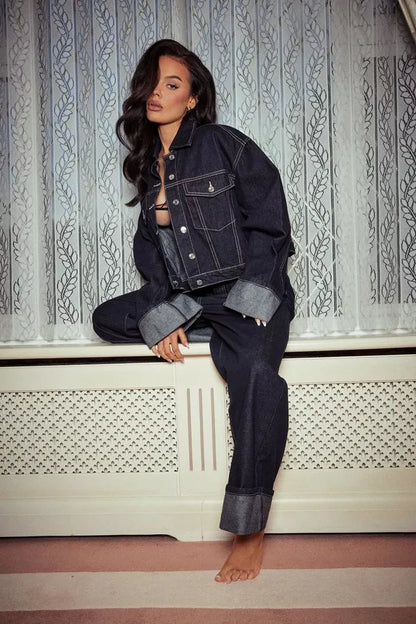 Emma - Beskåret jakke og bukser med vidde ben med kontrastmansjetter