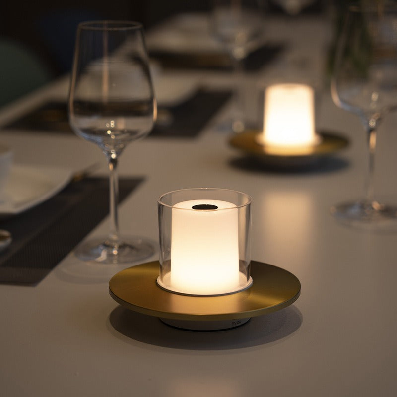 LuxeBeam - Bevegelseskontrollert LED-lampe med elegant finish