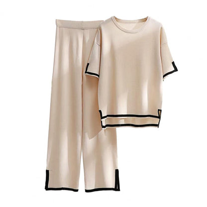 Livia - Todelt sett med brede ben og stilfull komfort