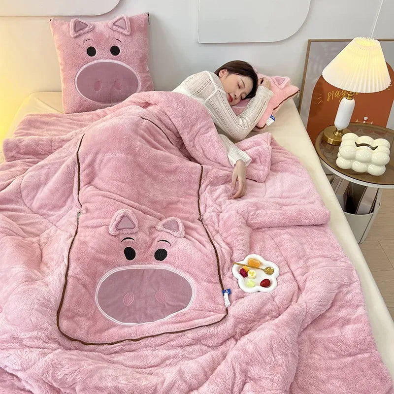 CozyNest – Komfort Plysj Pledd og Putesett med Leken Design