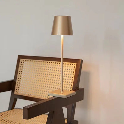 NordicLume - Elegant trådløs bordlampe med berøringskontrol