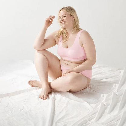 Aria - Plussstørrelse bralette med blondestropper og full dekningsstøtte