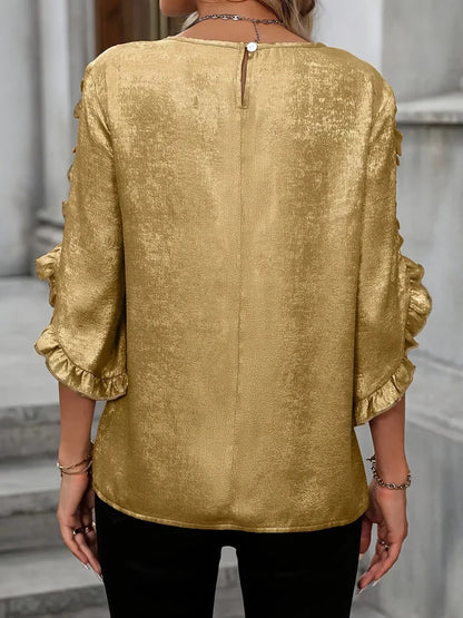 Stephanie - Moderne bluse med volangermer og rund hals