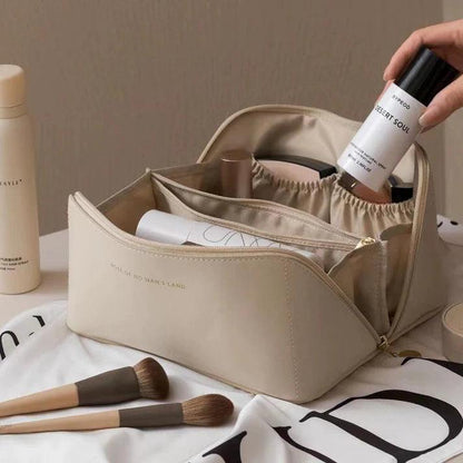 BeautyBag - Funksjonell beautybag med lett tilgjengelige rom