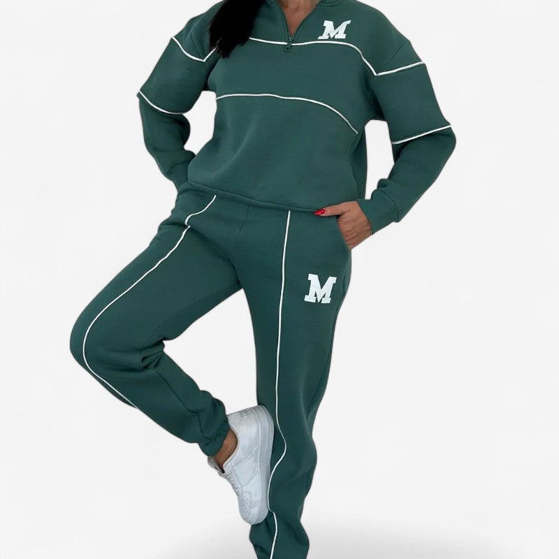 Astrid – Todelt sett med langermet skjorte med glidelås og vide bukser