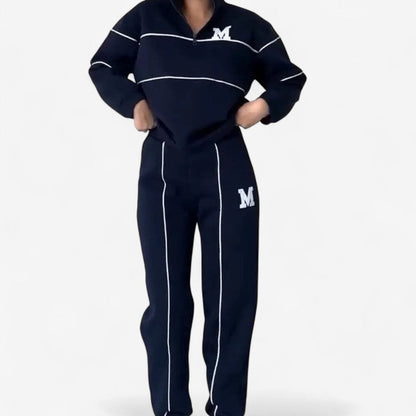 Astrid – Todelt sett med langermet skjorte med glidelås og vide bukser