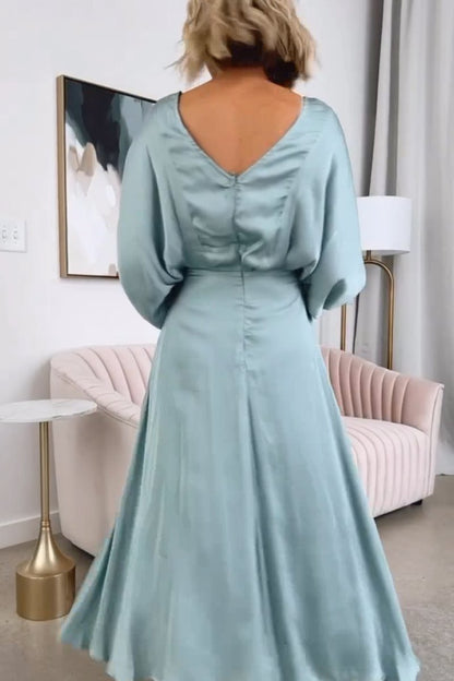 Natalie - Sofistikert Satengkjole mMed Spalte Og Normal Passform