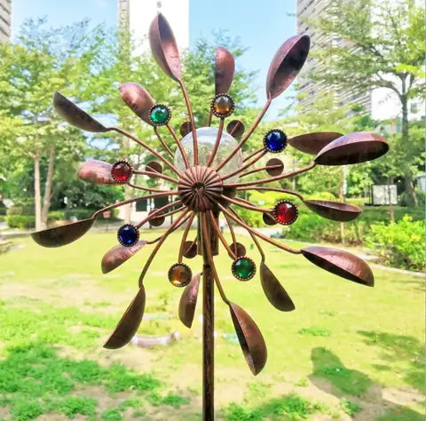 GardenGlow – Elegante Vindspinner med Solcelledrevet Lys